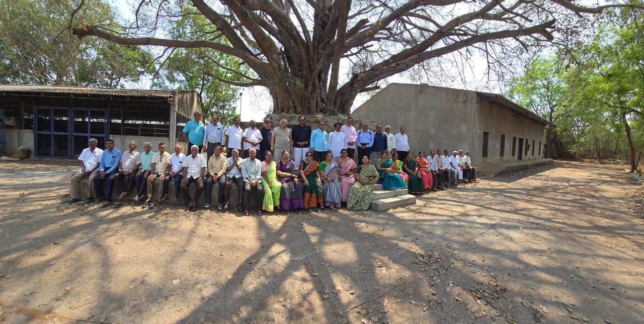 A Group photo of Senior Citizens at 11th century Peepal tree temple.jpeg